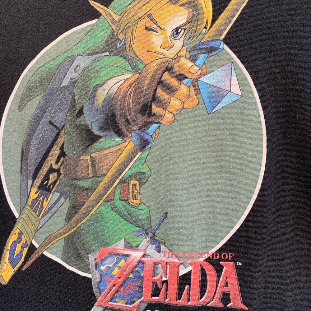 2013 Zelda graphic tee size Small. - Picture 2 of 6